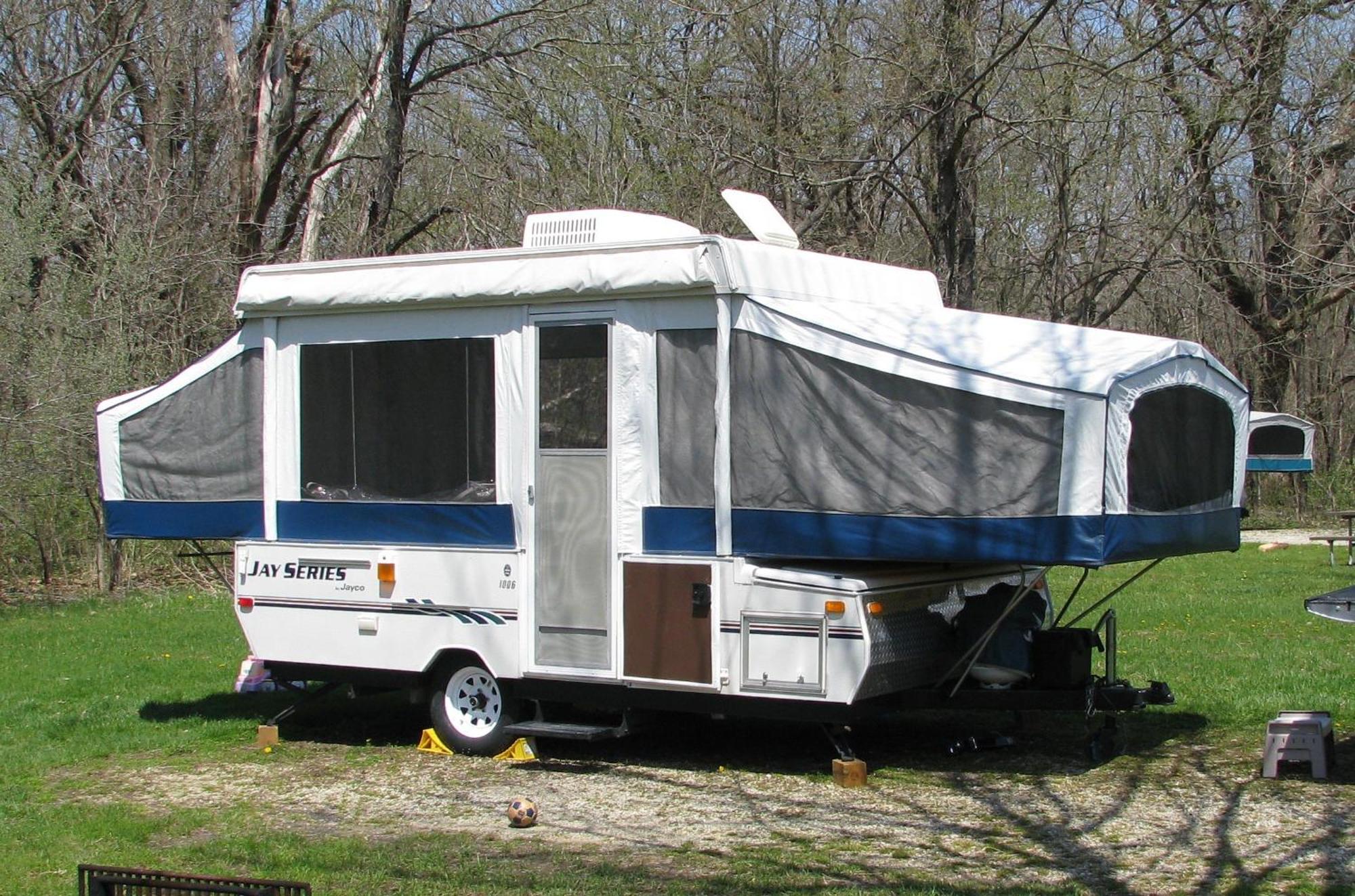 Private Rv Hotel Hartford Exterior photo